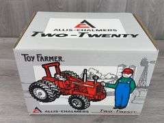Allis-Chalmers Two-Twenty MFD Duals, 1/16, Toy Farmer