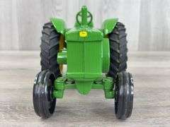 John Deere 820 Diesel WF, 1/16, Ertl