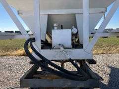 Simonsen Fertilizer Tender Dual Bin Hopper - No chassis