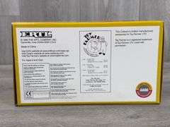 International 660 WF Diesel, 1/16, 1999 NFTS, Toy Farmer