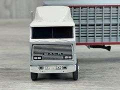 Mack Best Livestock Transfer Truck W/Livestock Trailer, 1/64, Ertl