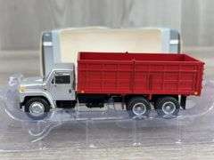 International S1954 Grain Box, 1/64, SpecCast, B& B Farm Toys Exclusive