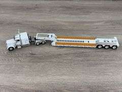 Peterbilt Truck W/Tri-Axle Trailer, 1/64, Custom