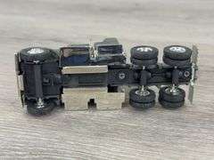 International Hill-T Farm & International Navistar Truck W/Bottom Dump Trailers, 1/64, Custom