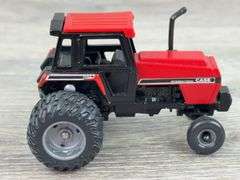 Case IH & International Tractors, 1/64, Ertl