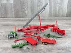 Farm Implements, 1/64, Plastic