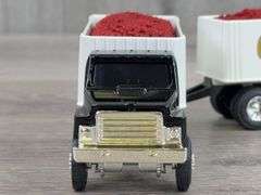 Del Monte Tomato Delivery Truck W/Pup, 1/64, Ertl