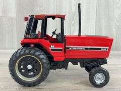 International 3088 WF, 1/16, Custom, Cab Is Broken