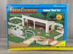 Farm Country Animal Shed Set 46 Pieces, Ertl, Unsure If Complete