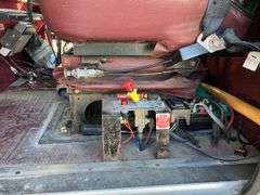 1994 International 9400 Semi with 3500-Gal Tank Skid