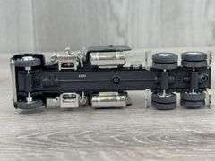 Peterbilt Truck W/Bottom Dump Trailer, 1/64, Trailer Ertl