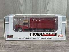 International S1954 Grain Truck, 1/64, SpecCast, B&B Farm Toys Exclusive, Red/Gold