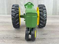 John Deere 1987 10th National Farm Toy Show Tractor, 1/16