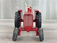 International Farmall Hydro 1026 WF, 1/16, Ertl