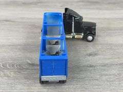International Hill-T Farm & International Navistar Truck W/Bottom Dump Trailers, 1/64, Custom