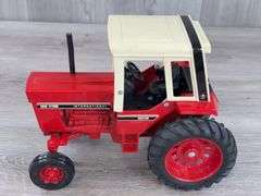 International 186 Hydro WF, 1/16, Custom