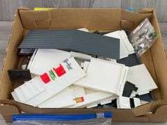 Farm Country Farm Dealership Set, Ertl, Unsure If Complete