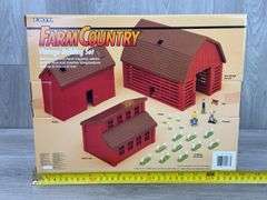 Farm Country Vintage Building Set 42 Pieces, Ertl, Unsure If Complete