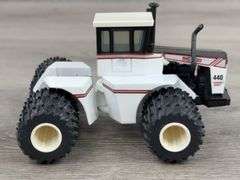 Big Bud 440 Power Shift 4WD Triples, 1/64, Ertl, Special Edition