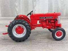 John Deere 330 & 430 Utility, 1/16, Dubuque Collector Set