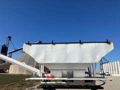 Simonsen Fertilizer Tender Dual Bin Hopper - No chassis