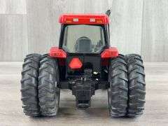 Case IH MX135 MFD Duals, 1/16, Vincent Farm Equipment Limited