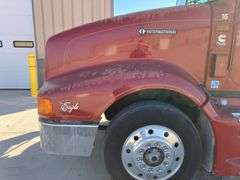 1994 International 9400 Semi with 3500-Gal Tank Skid