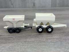 6 Fertilizer Spreaders, 1/64, Mostly Ertl & Mini Toys, 1 Custom