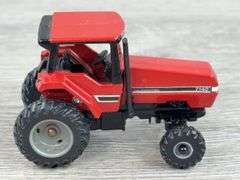 Case International Tractors, 1/64, Ertl, 1 1989 Farm Show Edition