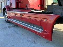 1994 International 9400 Semi with 3500-Gal Tank Skid