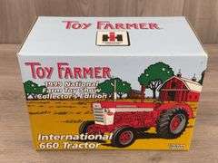 International 660 WF Diesel, 1/16, 1999 NFTS, Toy Farmer