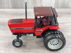 International 5288 WF Duals, 1/16, 1981 First Edition K.C., Ertl