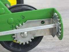John Deere Hay Rake, 1/16, Ertl, Missing Gear