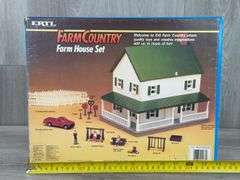Farm Country Farm House Set 40 Pieces,  Ertl, Unsure If Complete