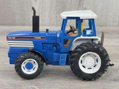 Ford TW-35 MFD, 1/32, Britains, 2-1/64 Tractors