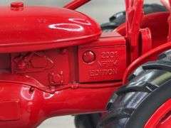 IH McCormick Farmall 130 Hi-Crop, 1/26, 2001 NFTM, Ertl