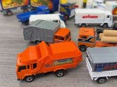 Matchbox, Shinsei, Yatming, Hot Wheels Tractor Trailers & Vans, 1/64