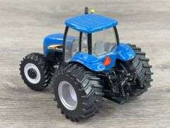 New Holland T8040, T7040 & TG305, 1/64, Ertl