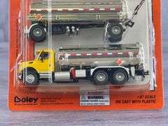 International Truck Tanker & Pup, 1:87, Boley