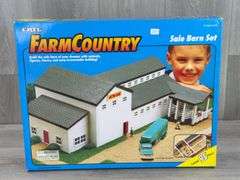 Farm Country Sale Barn Set 95 Pieces,  Ertl, Missing Pieces, Not Complete
