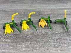 4 John Deere Forage Harvesters, 1/64, Ertl, 1 Missing Spout