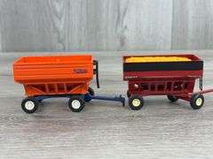 4 Grain Hopper Wagons, 1/64, Mostly SpecCast