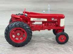 McCormick Farmall 300 & 350, Minneapolis Moline G750 & Case 800, 1/43, Ertl