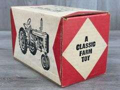 McCormick Farmall 200 NF, 1/16, Serial #86, Florida Classic Farm Toy