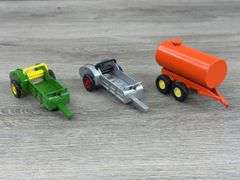 Manure & Fertilizer Spreaders, 1/43, Ertl & Custom