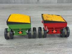 2 Brent 674 Grain Carts, 1/64, Unverferth Mfg., SpecCast