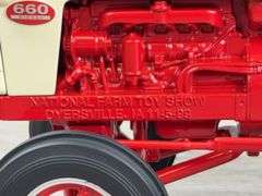 International 660 WF Diesel, 1/16, 1999 NFTS, Toy Farmer