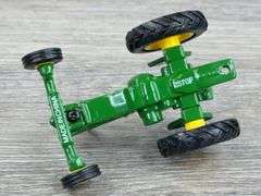 Gold Ford 901 Powermaster NF-Ertl Collectibles & John Deere 60 WF-Ertl, 1/64