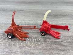 5 Forage Harvesters-1 New Holland 900, 1 International, 1 Hesston, 1 Case International, 1 Oliver, 1/64, Ertl