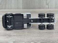 Kenworth T600A John Deere Parts Express Tractor Trailer, 1/64, Ertl